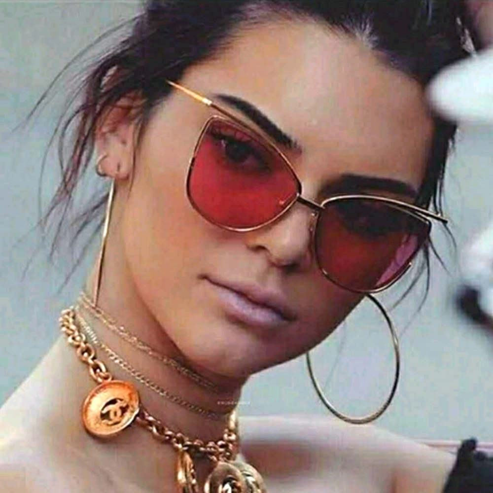 New Women's Fashion Polarized Sunglasses With UV Protection - Red Lenses - Picture 7 of 7